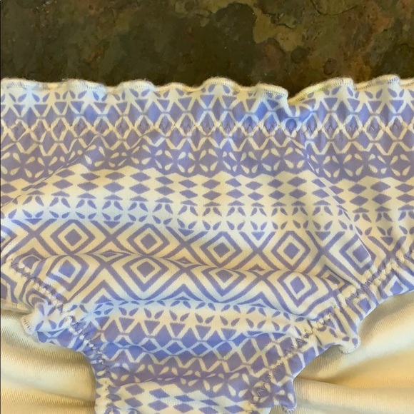 Victoria Secret Patterned Bikini Bottom Swim Wear - Picture 2 of 6